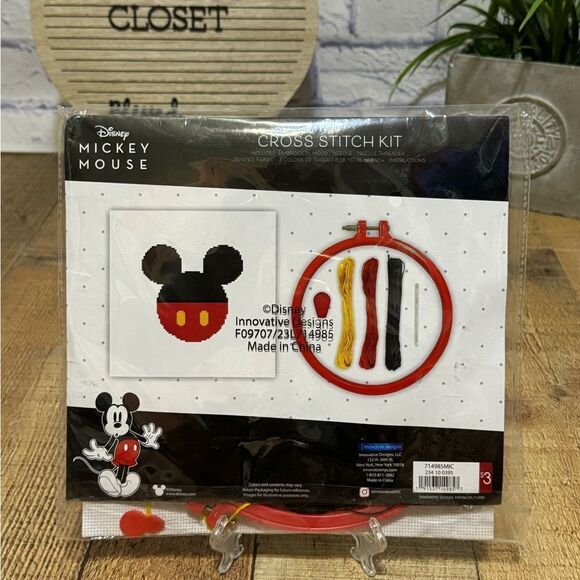Disney Mickey Mouse Counted Cross Stitch Kit, Thread Hoop Needle Fabric Threader - Picture 1 of 4
